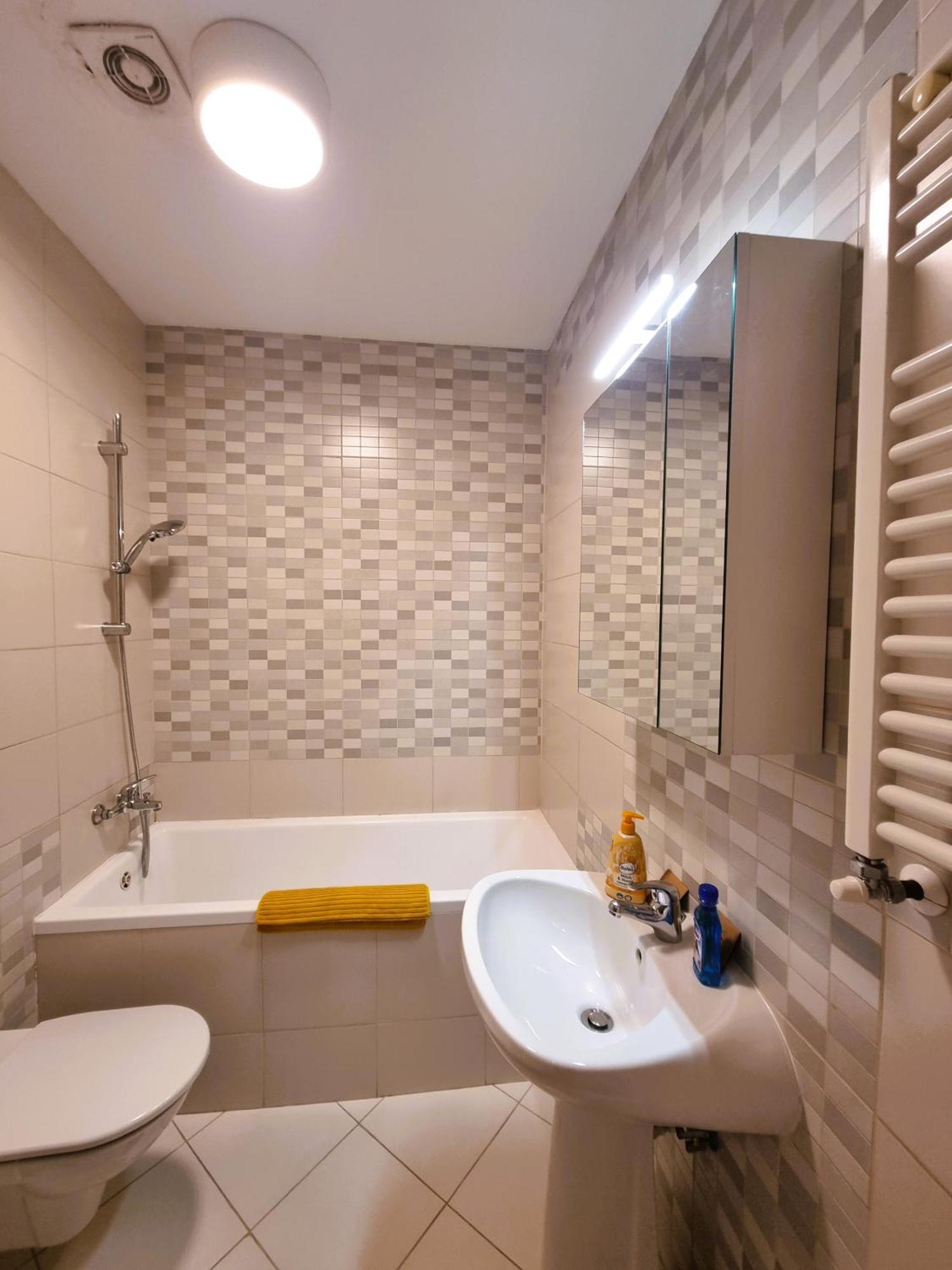 Bucharest Central E Apartment Екстер'єр фото