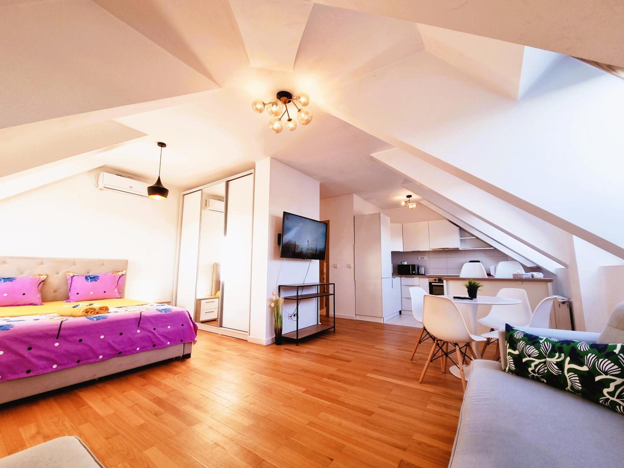 Bucharest Central E Apartment Екстер'єр фото